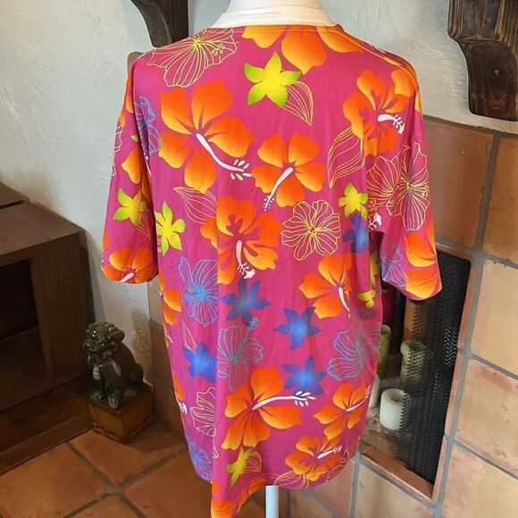Bruce Glen Pink and Orange Tiki Floral Tee, size SMALL - Picture 6 of 12